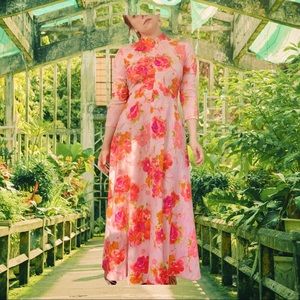 Vintage 1970s MaxiDress High-neck  Floral